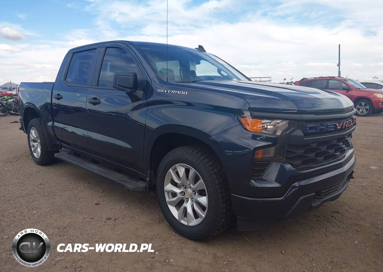 2022 Chevrolet Silverado 1500 2Wd Short Bed Custom – zdjęcie 1 z 16