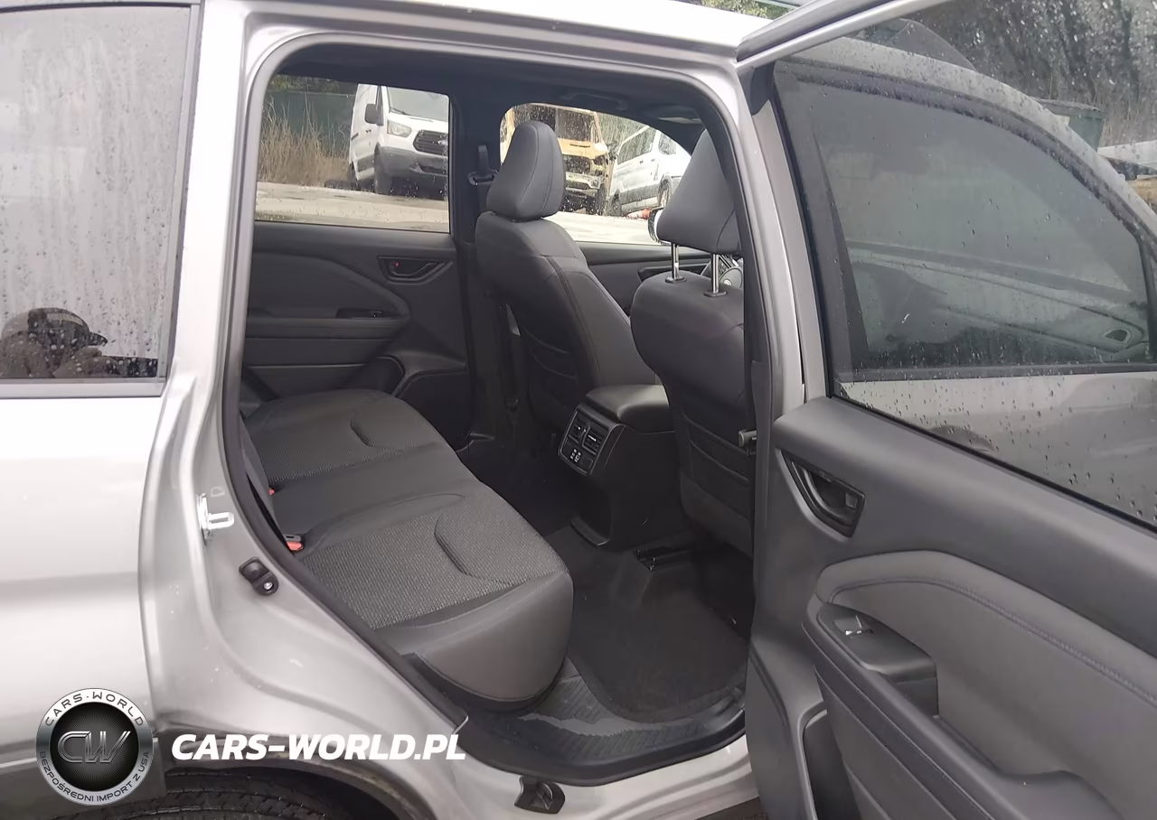 2025 Subaru Forester Premium VIN:JF2SLDDC0SH553099 - 8