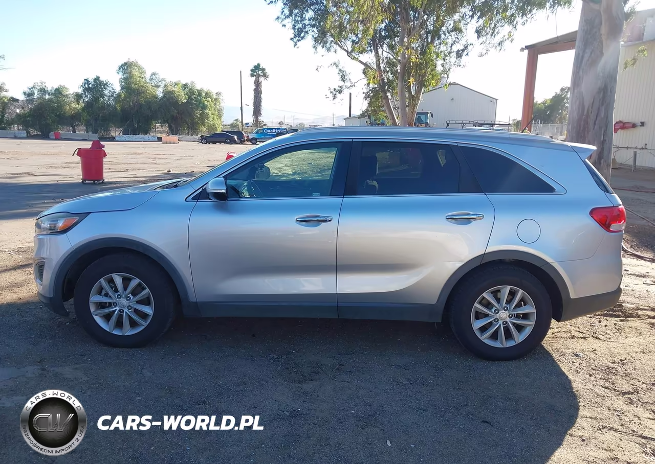2017 Kia Sorento 3.3L Lx VIN:5XYPG4A57HG311992 - 14