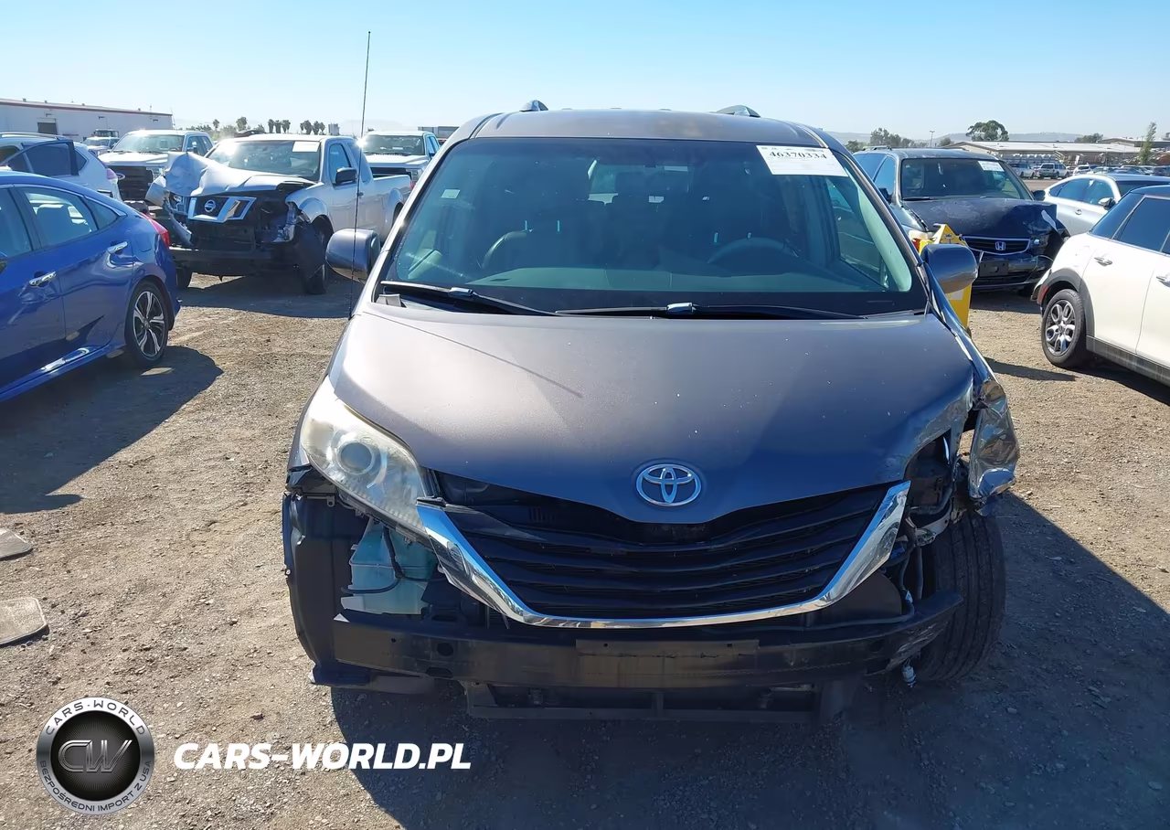 2013 Toyota Sienna Le V6 8 Passenger VIN:5TDKK3DCXDS343815 - 13