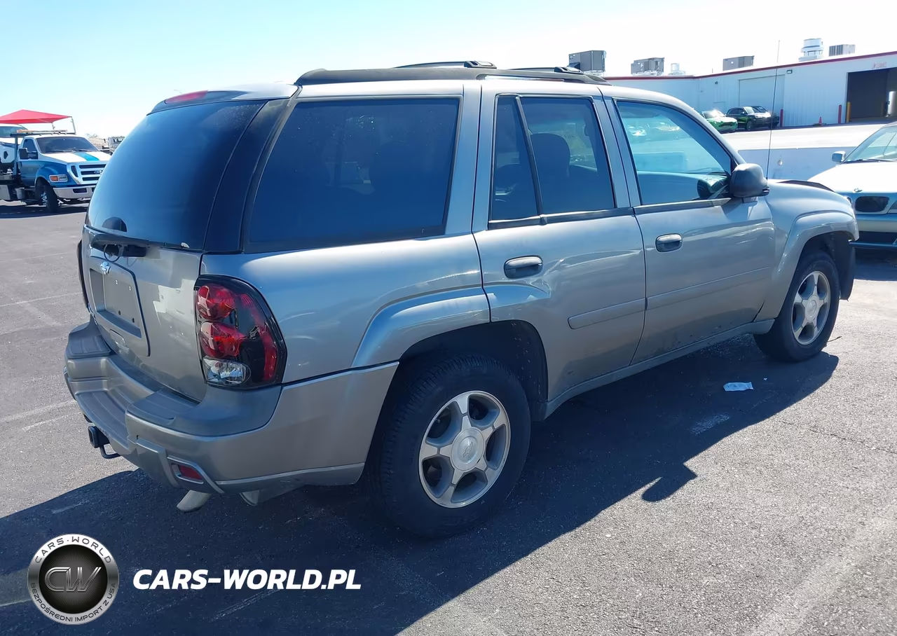 2007 Chevrolet Trailblazer Ls VIN:1GNDS13S472176604 - 4