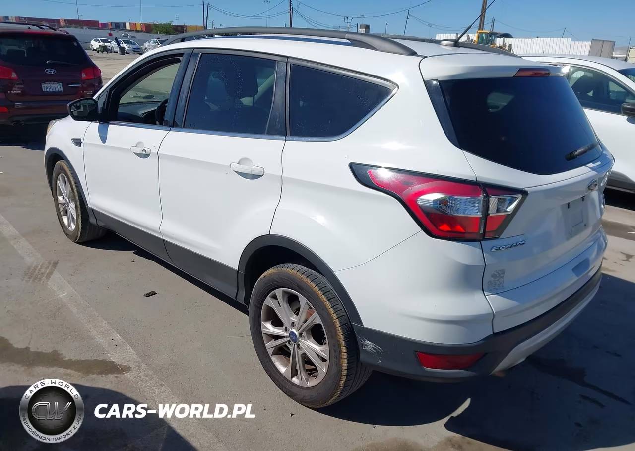 2018 Ford Escape Se VIN:1FMCU0GD0JUA85860 - 3