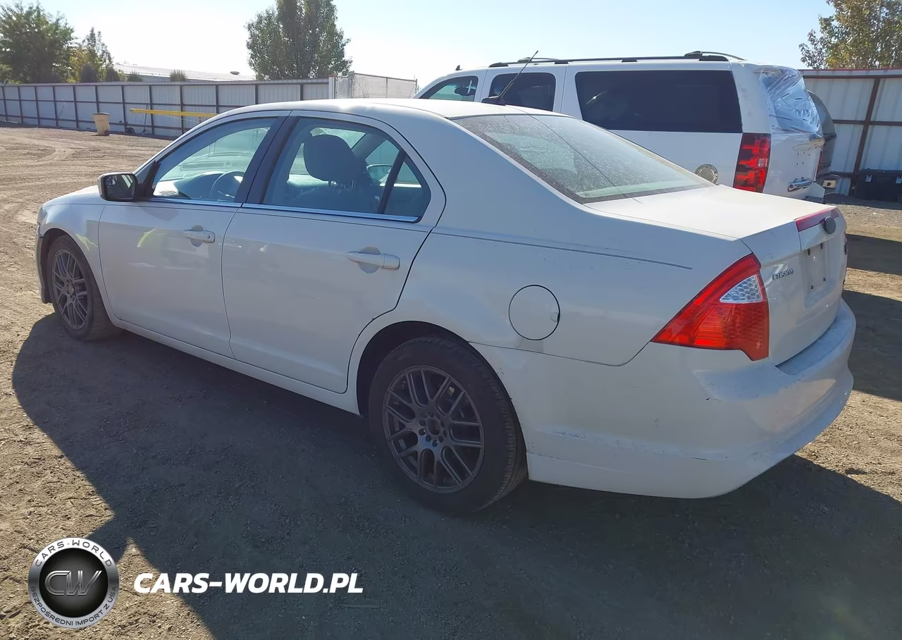 2011 Ford Fusion Se VIN:3FAHP0HA1BR158044 - 3