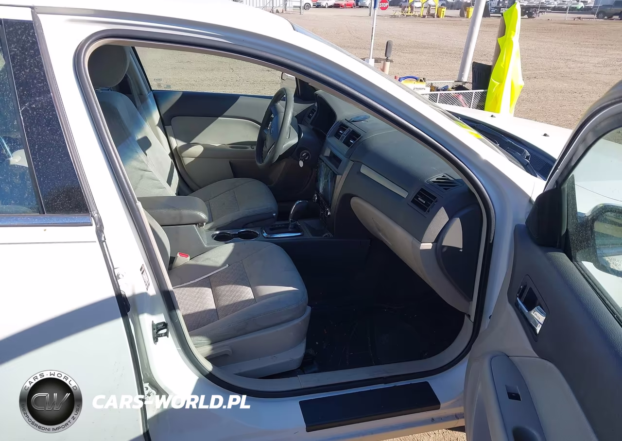 2011 Ford Fusion Se VIN:3FAHP0HA1BR158044 - 5
