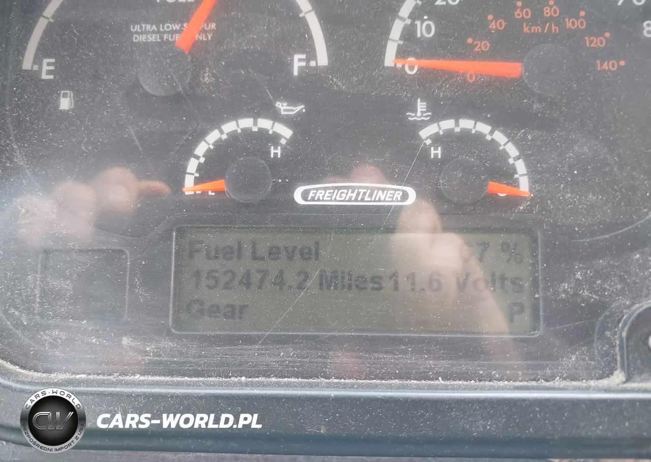 2010 Freightliner Chassis M Line Walk-In Van VIN:4UZAAPDU7ACAS1613 - 5