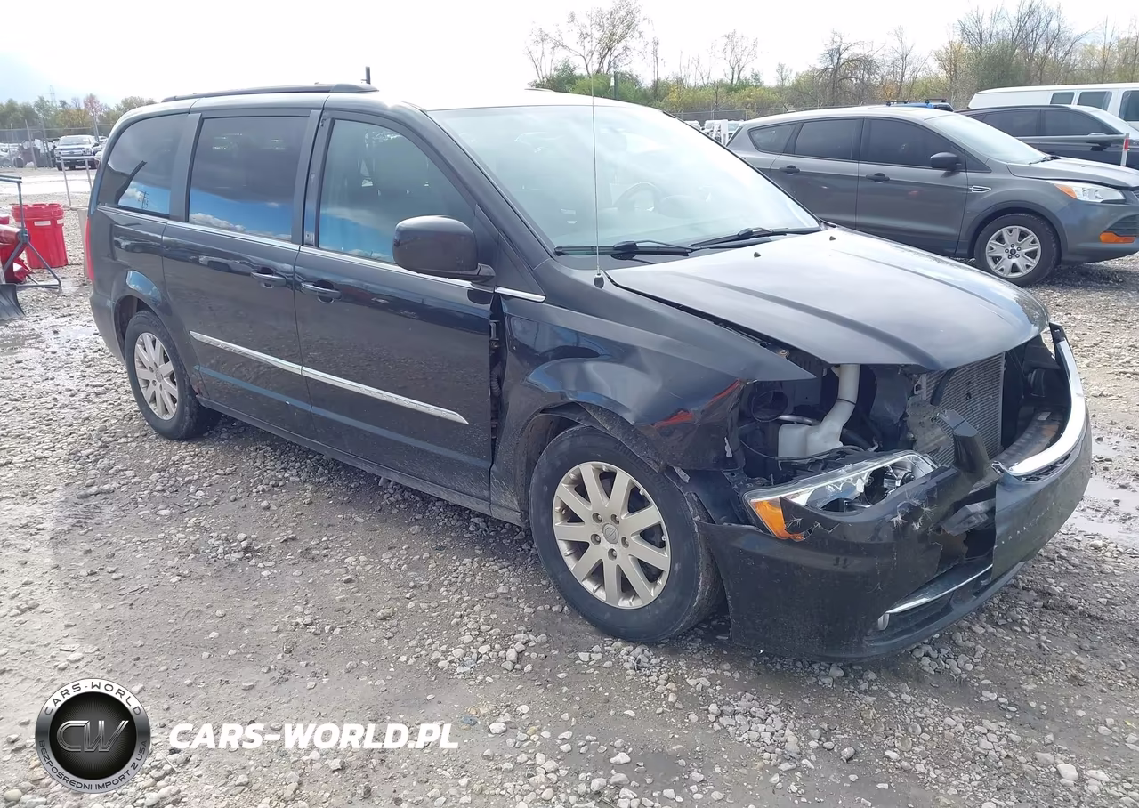 2013 Chrysler Town & Country Touring