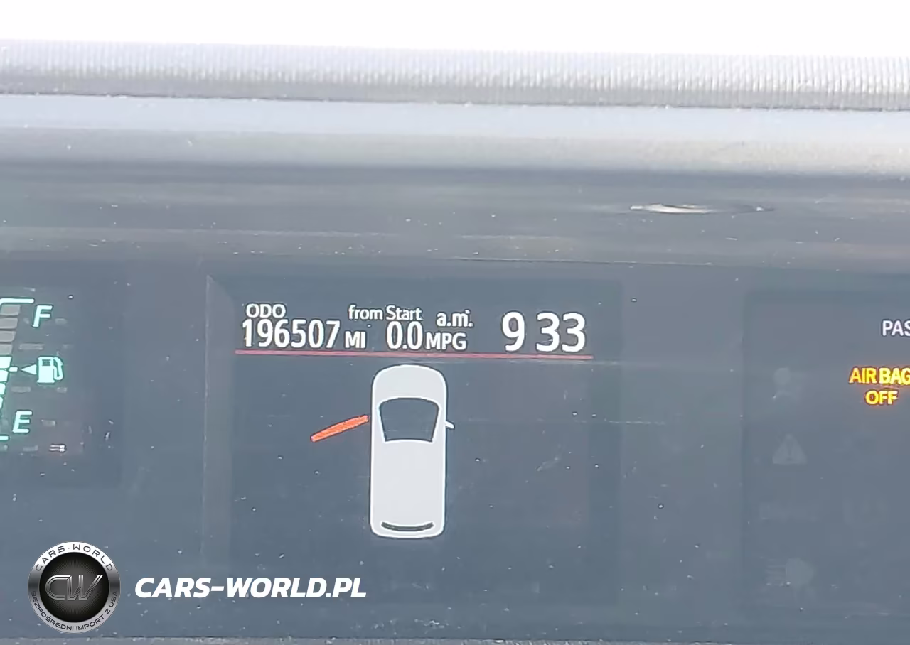 2012 Toyota Prius C Two VIN:JTDKDTB37C1502542 - 16