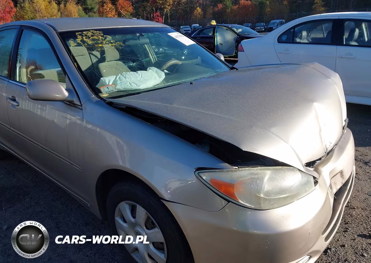2003 Toyota Camry Le VIN:4T1BE32K23U692703 - 12
