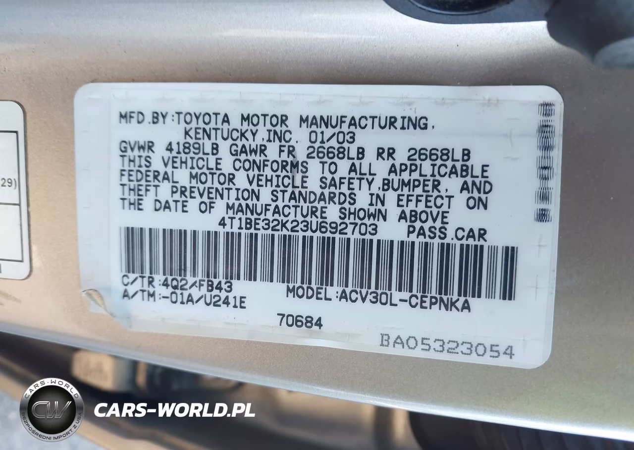 2003 Toyota Camry Le VIN:4T1BE32K23U692703 - 9