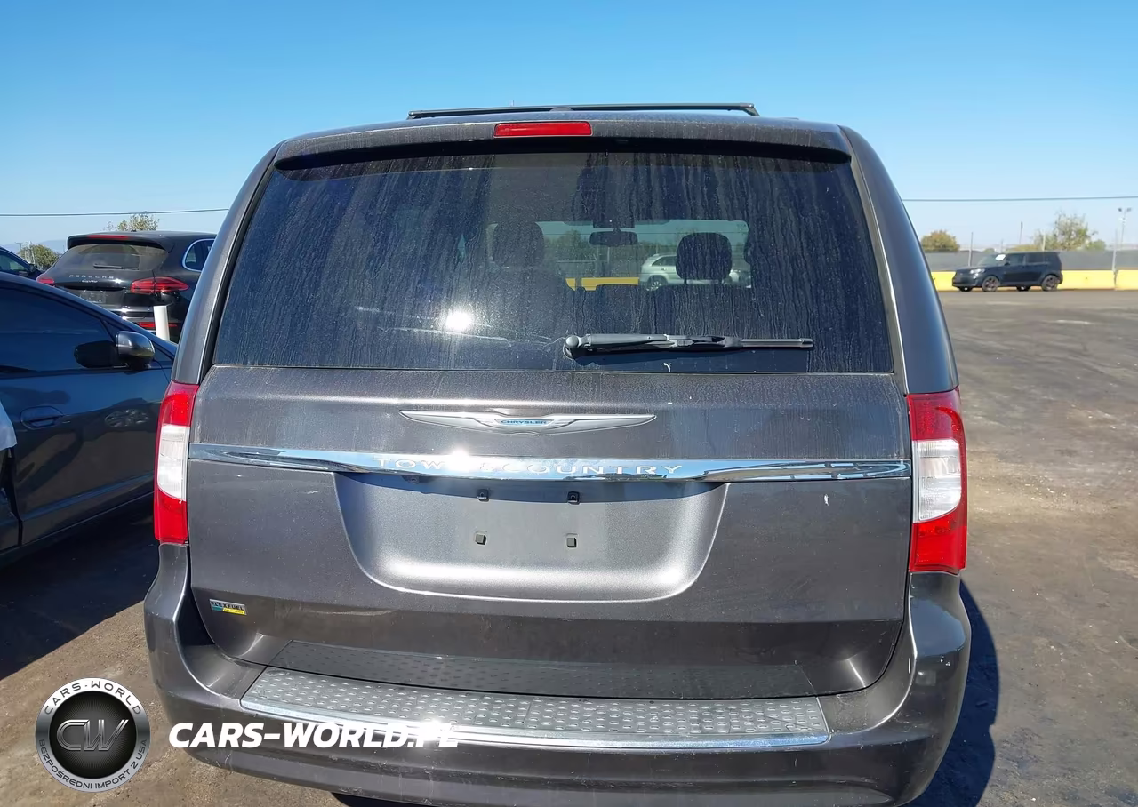 2016 Chrysler Town & Country Touring VIN:2C4RC1BG2GR299165 - 17