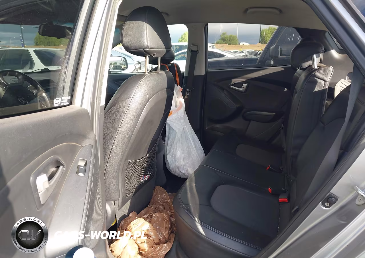 2012 Hyundai Tucson Gls VIN:KM8JU3AC1CU410415 - 8