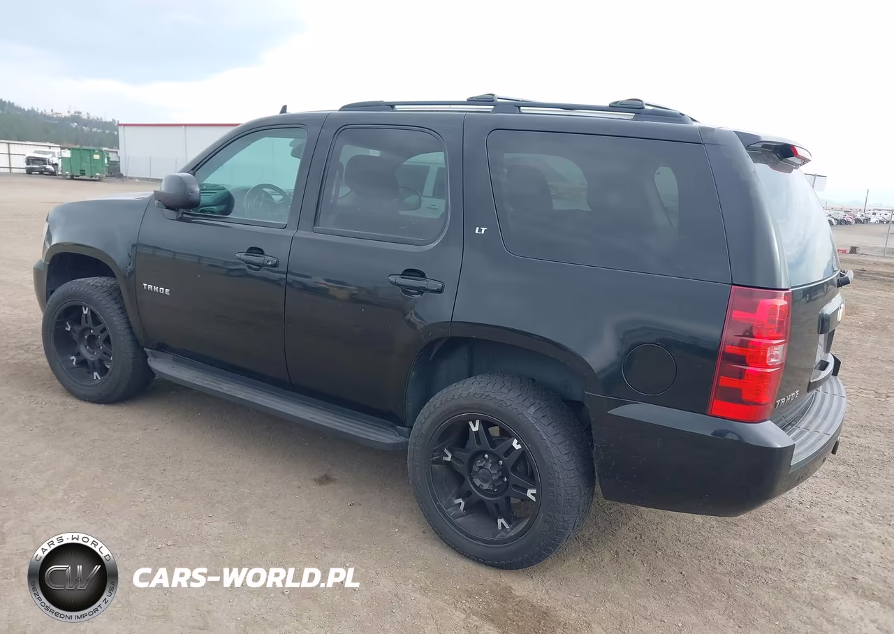 2012 Chevrolet Tahoe Lt VIN:1GNSKBE04CR147503 - 3