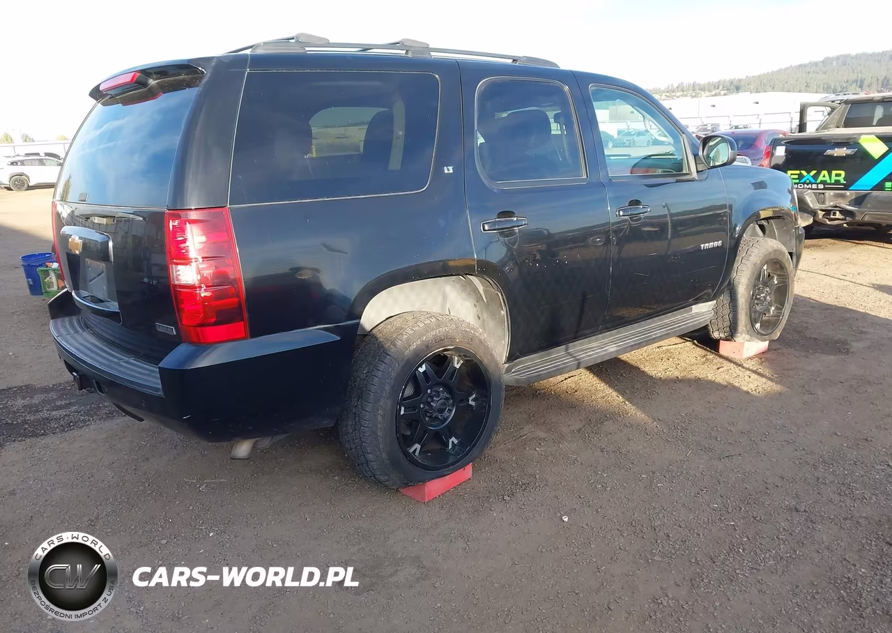 2012 Chevrolet Tahoe Lt VIN:1GNSKBE04CR147503 - 4