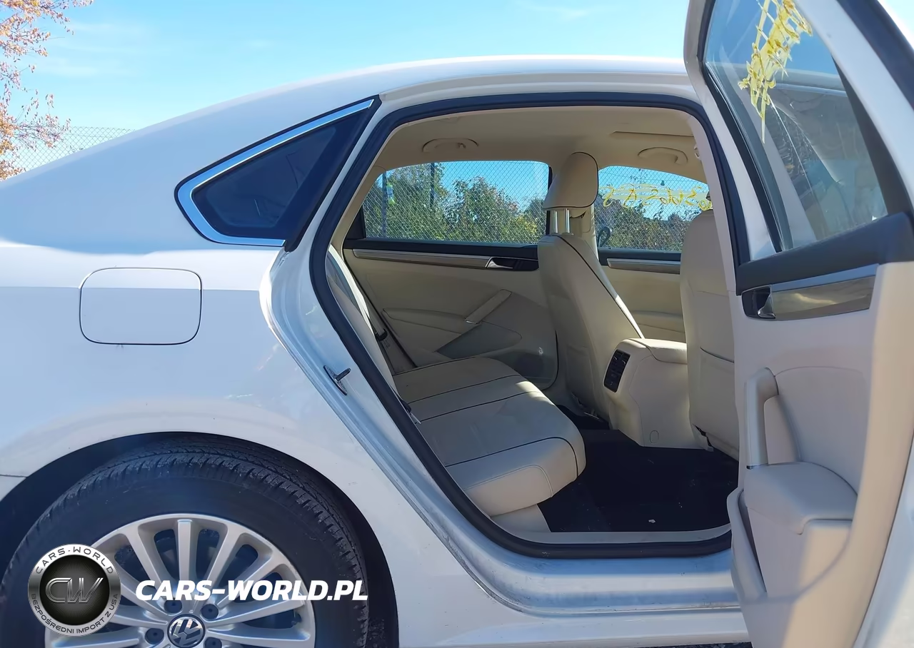 2017 Volkswagen Passat 1.8T Se VIN:1VWBT7A32HC003541 - 8
