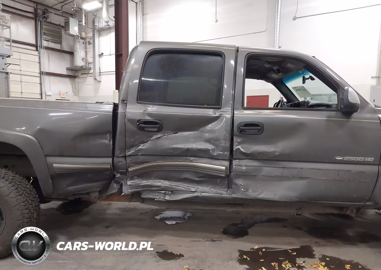 2002 Chevrolet Silverado 2500Hd Ls VIN:1GCHK23G02F220093 - 13