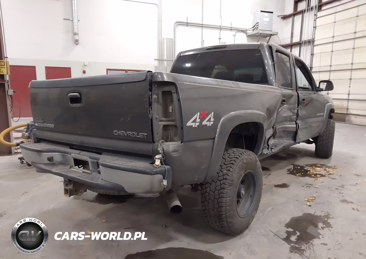 2002 Chevrolet Silverado 2500Hd Ls VIN:1GCHK23G02F220093 - 4