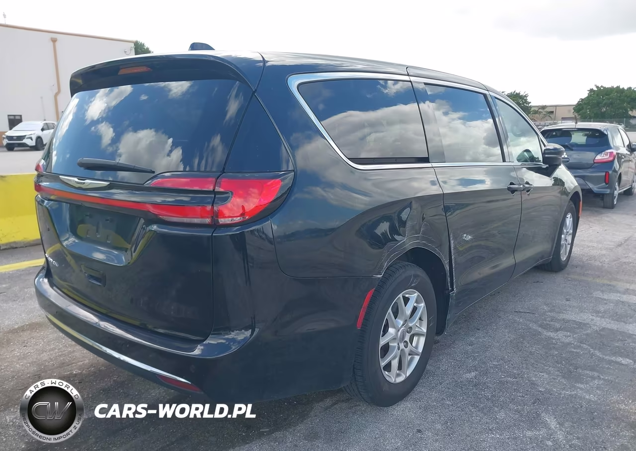 2025 Chrysler Pacifica Select VIN:2C4RC1BG6SR506844 - 4