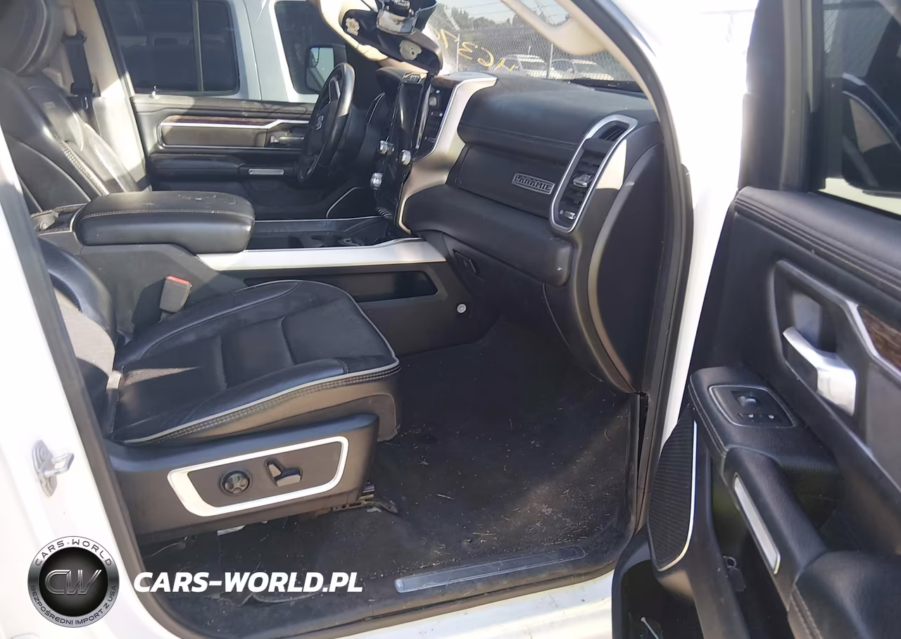 2019 Ram 1500 Laramie 4X2 5'7 Box VIN:1C6RREJT9KN920693 - 5