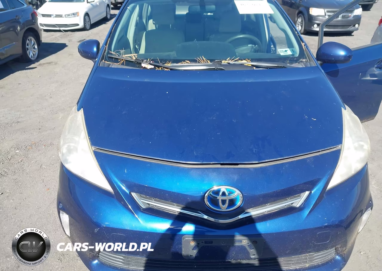 2012 Toyota Prius V Three VIN:JTDZN3EU1C3020184 - 6