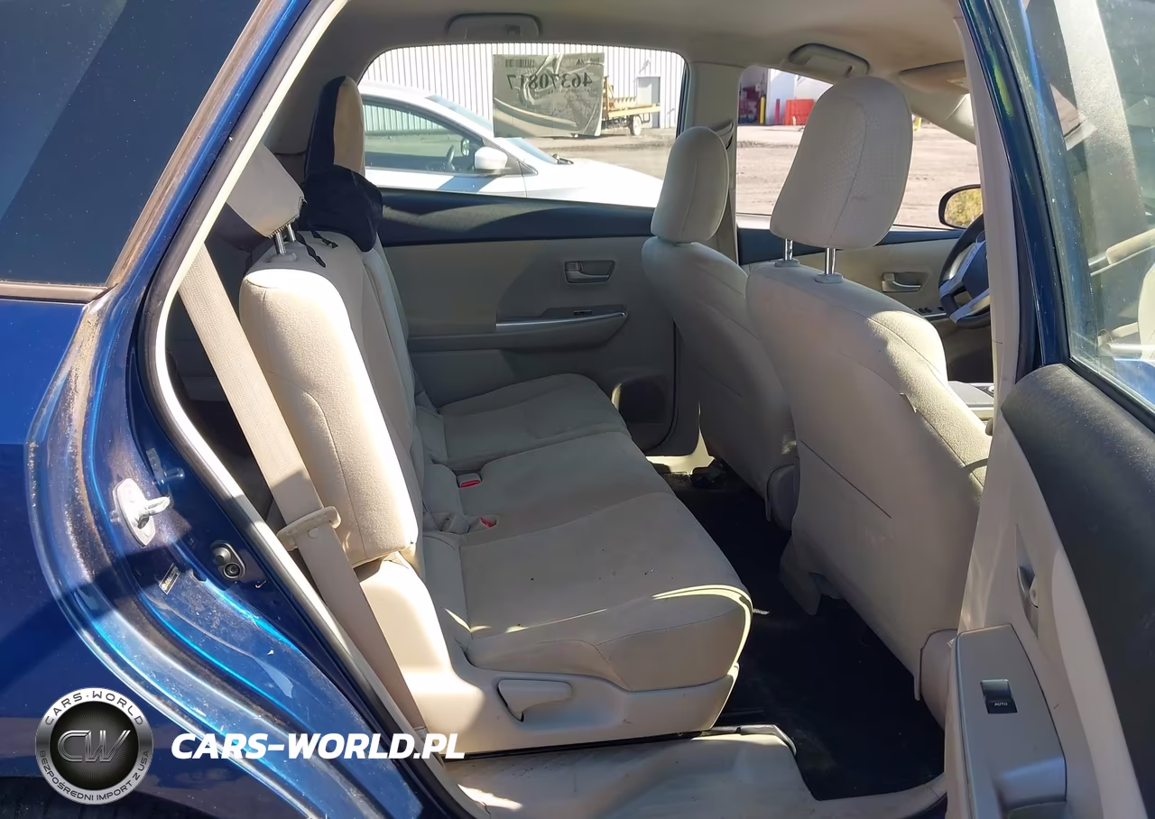 2012 Toyota Prius V Three VIN:JTDZN3EU1C3020184 - 8