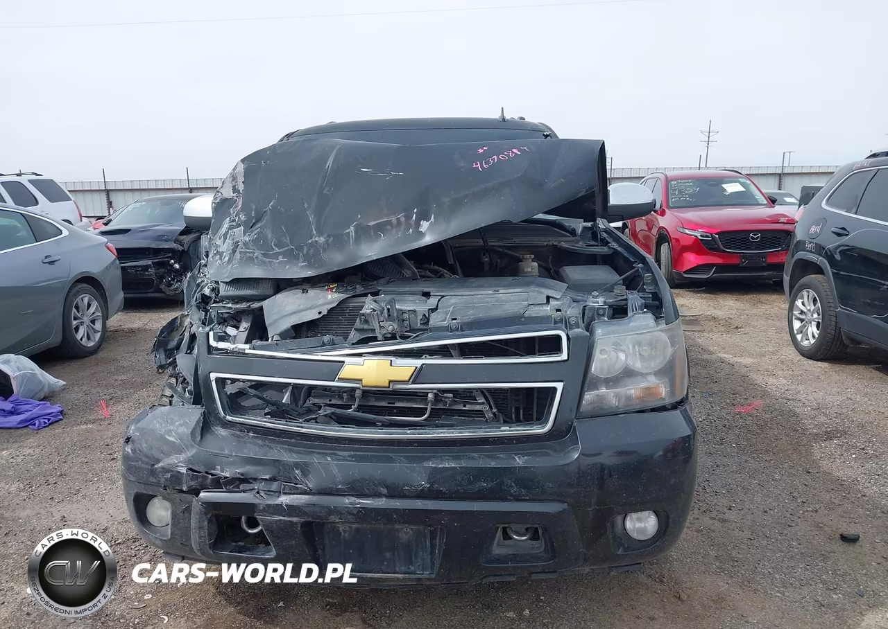 2013 Chevrolet Suburban 1500 Lt VIN:1GNSCJE02DR217847 - 12