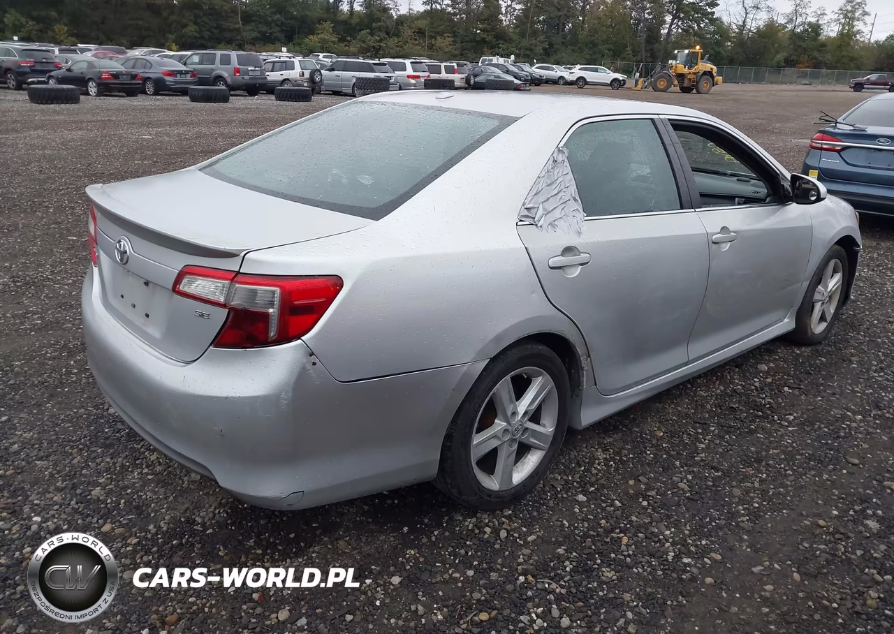 2014 Toyota Camry Se VIN:4T1BF1FK2EU793254 - 4