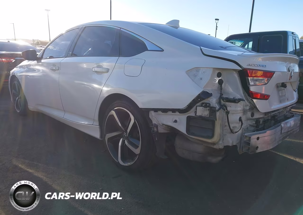 2018 Honda Accord Sport 2.0T VIN:1HGCV2F37JA009769 - 3