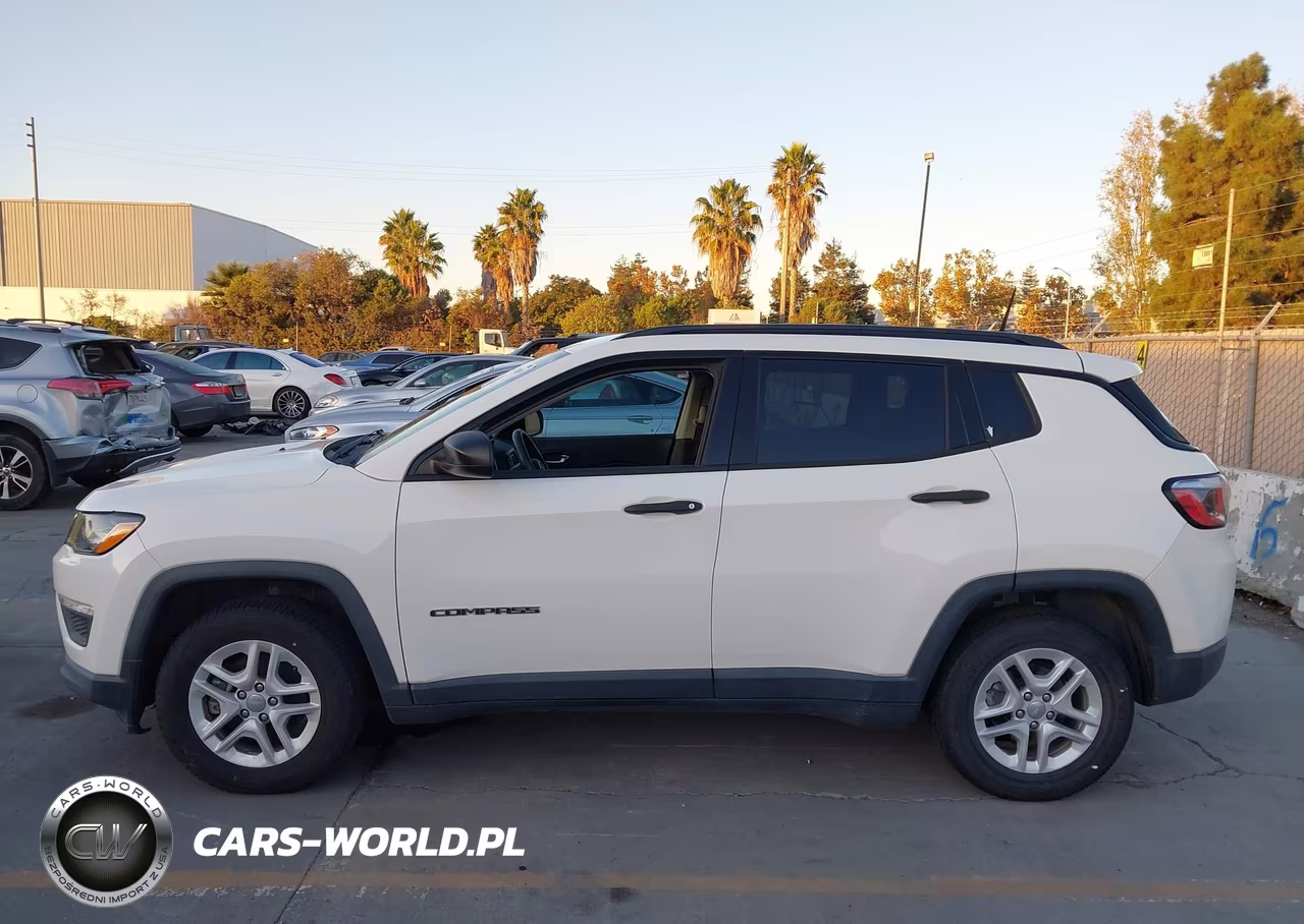 2018 Jeep Compass Sport Fwd VIN:3C4NJCABXJT416128 - 14