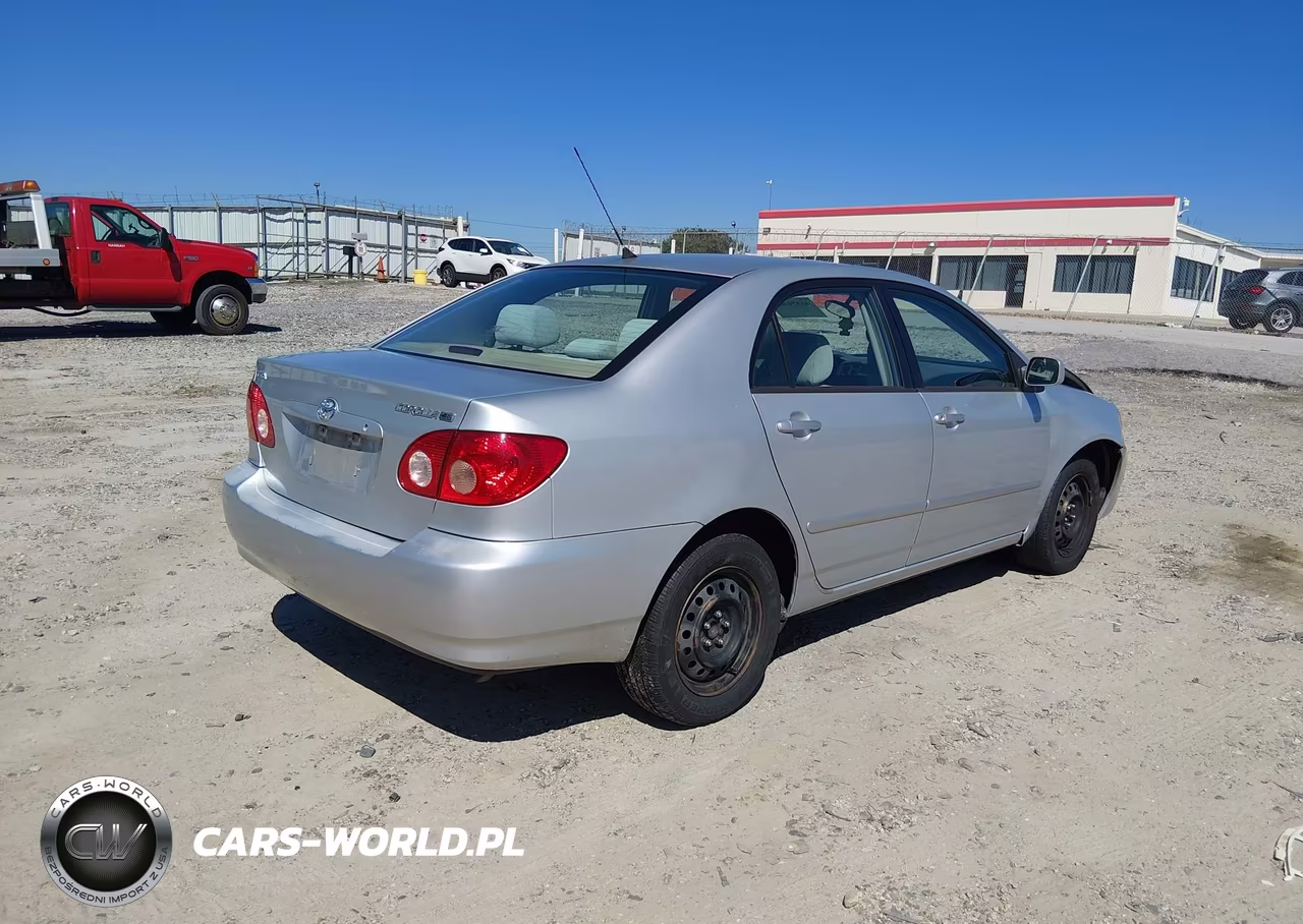 2007 Toyota Corolla Le VIN:1NXBR32E77Z872828 - 4