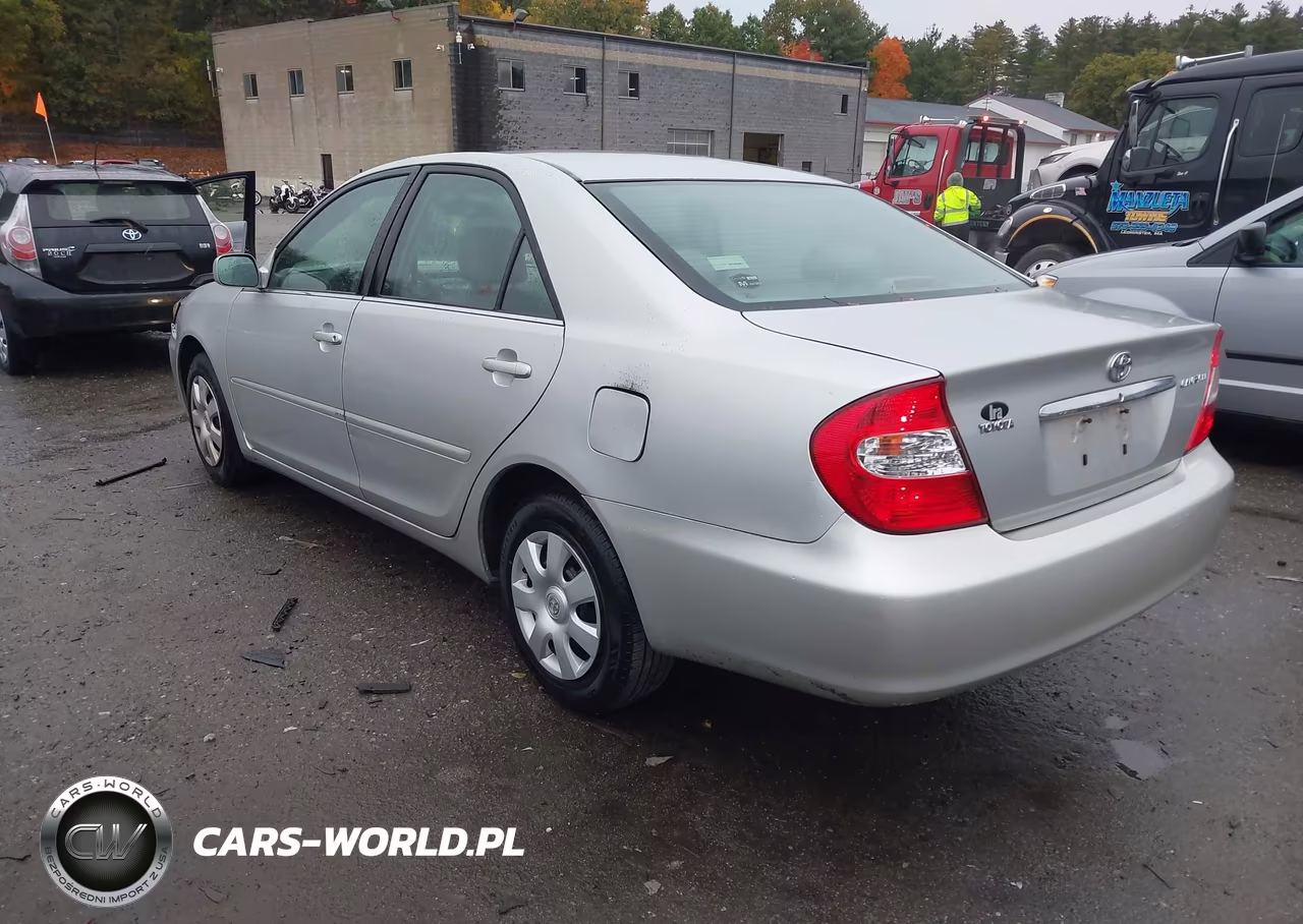 2002 Toyota Camry Le VIN:4T1BE32K92U516181 - 3