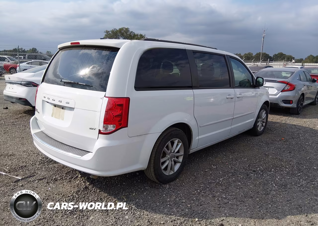 2015 Dodge Grand Caravan Sxt VIN:2C4RDGCG1FR605804 - 4