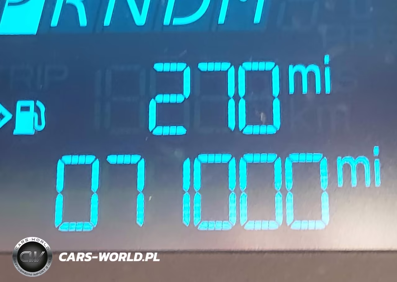 2015 Ford Transit-150 VIN:1FTNE1YM7FKB30133 - 18