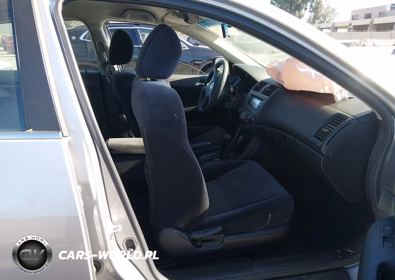 2003 Honda Accord 2.4 Lx VIN:JHMCM563X3C039695 - 5