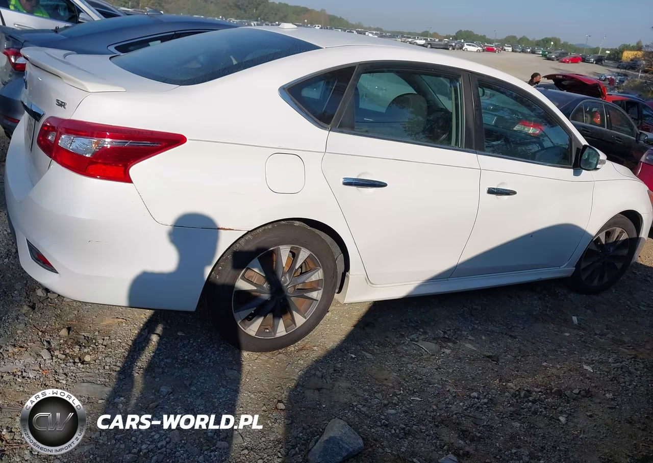 2017 Nissan Sentra Sr VIN:3N1AB7APXHY400929 - 13
