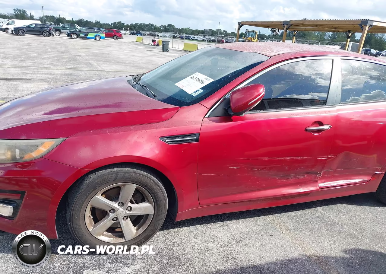 2015 Kia Optima Lx VIN:5XXGM4A76FG407902 - 12
