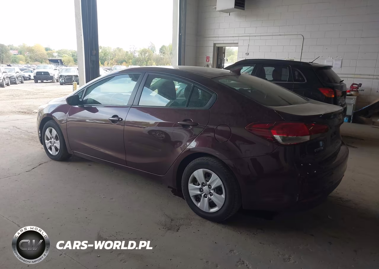 2018 Kia Forte Lx VIN:3KPFK4A78JE267953 - 3