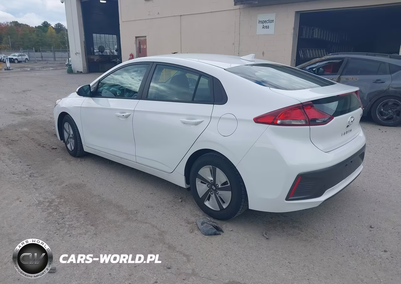 2021 Hyundai Ioniq Hybrid Blue VIN:KMHC65LC6MU246592 - 3