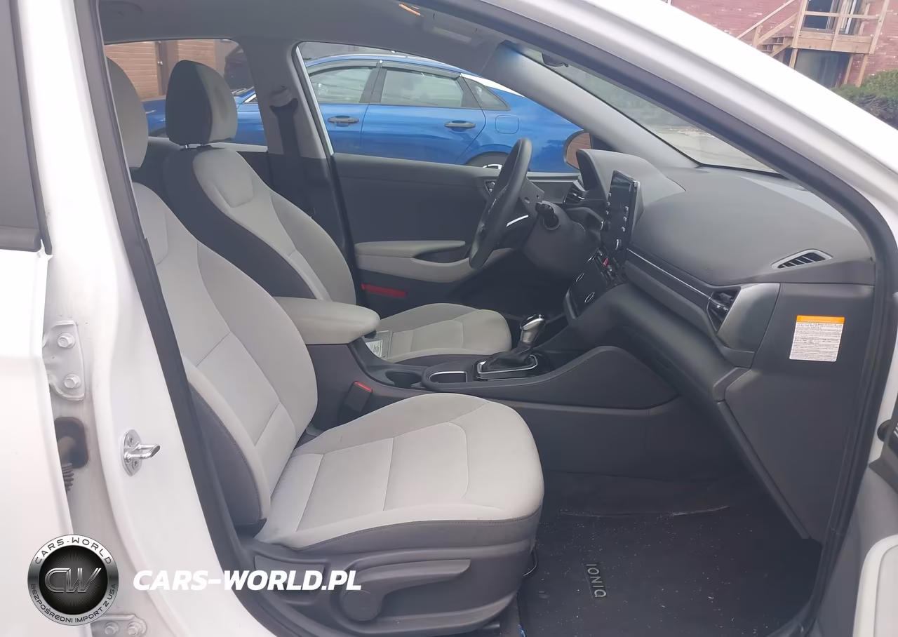 2021 Hyundai Ioniq Hybrid Blue VIN:KMHC65LC6MU246592 - 5