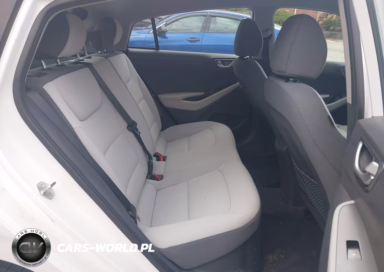 2021 Hyundai Ioniq Hybrid Blue VIN:KMHC65LC6MU246592 - 8