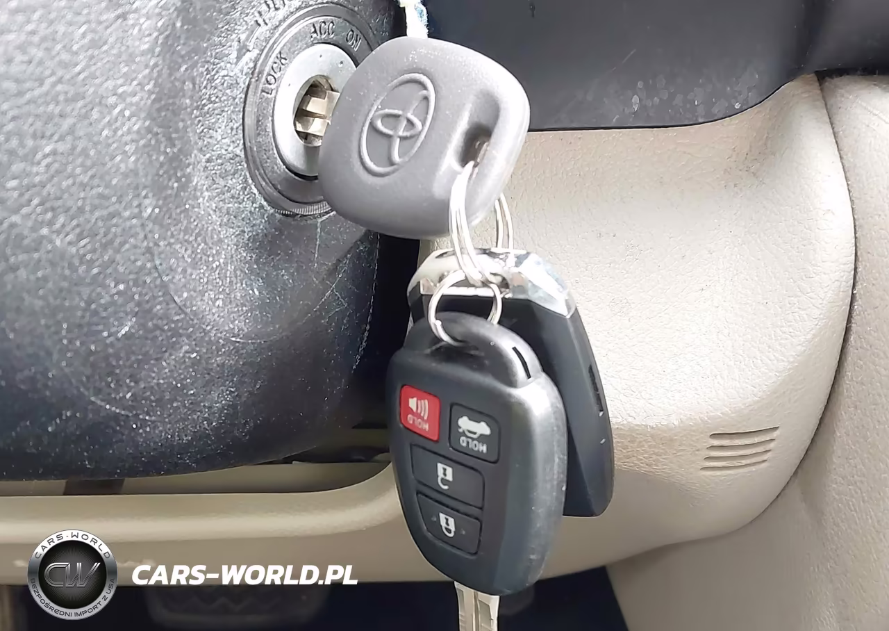 2013 Toyota Camry Le VIN:4T4BF1FK4DR335543 - 11