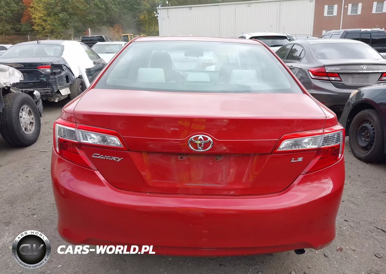 2013 Toyota Camry Le VIN:4T4BF1FK4DR335543 - 16