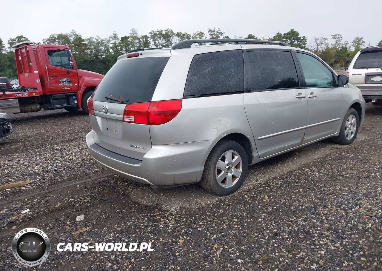 2004 Toyota Sienna Le VIN:5TDZA23C74S184877 - 4