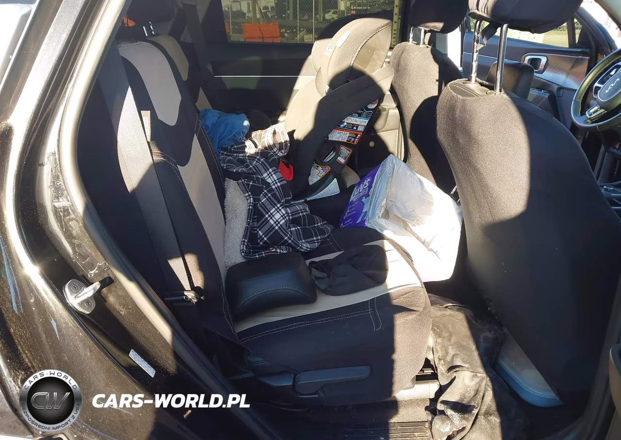 2022 Kia Sorento Hybrid S VIN:KNDRG4LG9N5062851 - 8
