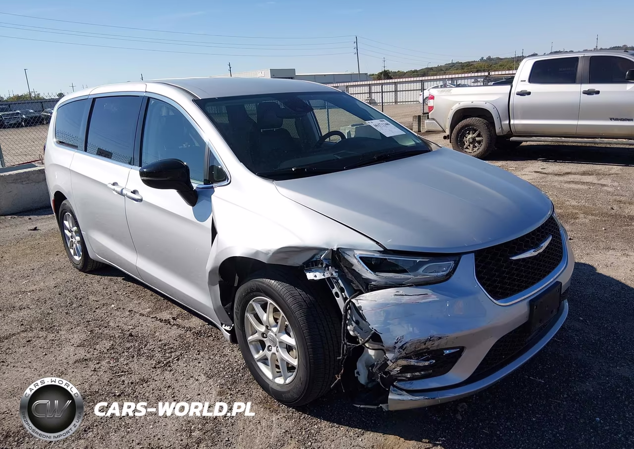 2024 Chrysler Pacifica Touring L