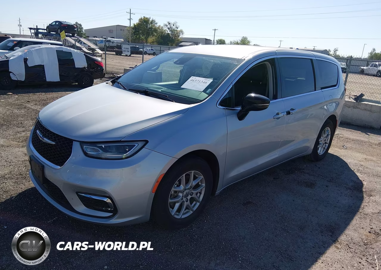 2024 Chrysler Pacifica Touring L VIN:2C4RC1BG7RR155033 - 2