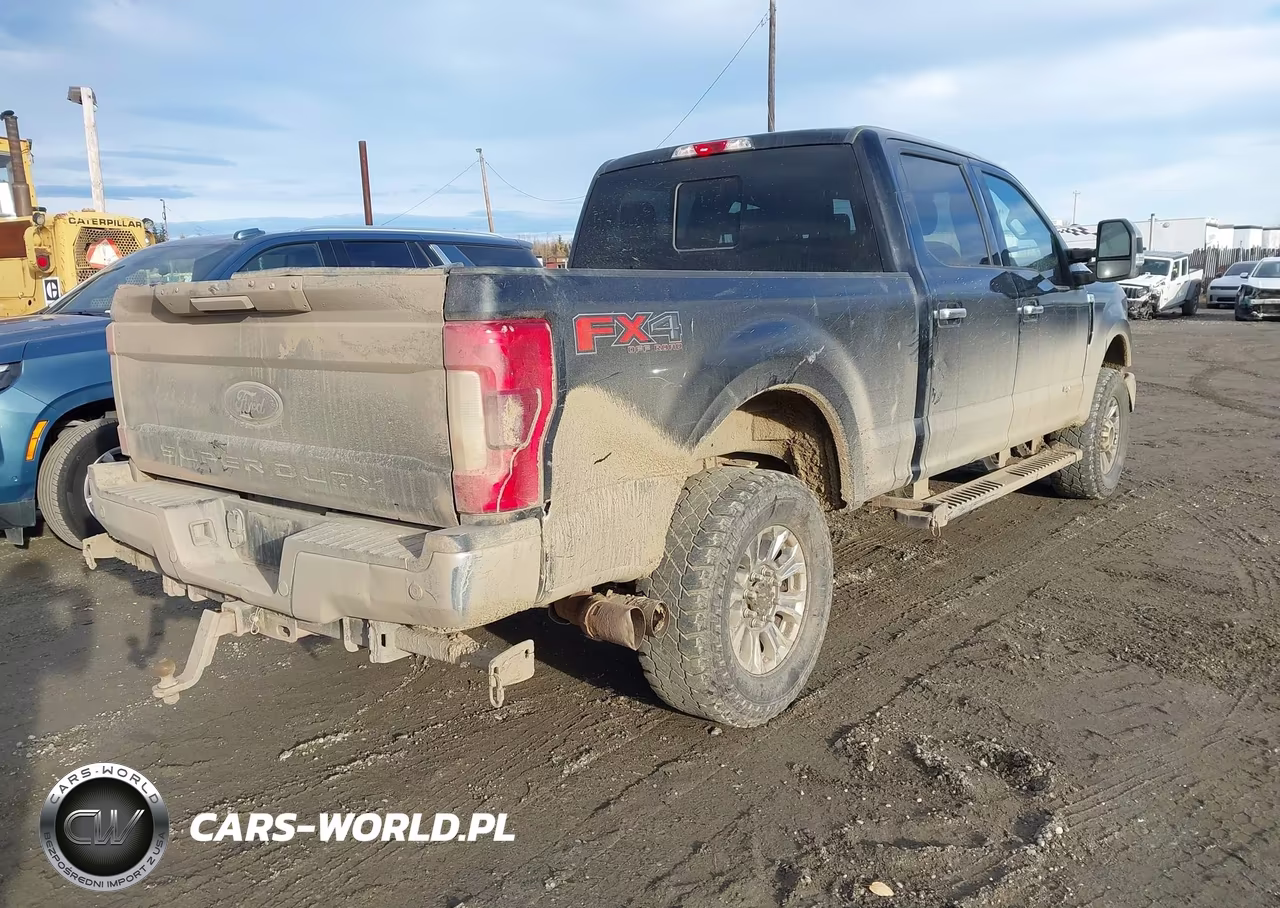 2017 Ford F-250 Xlt VIN:1FT7W2BT0HEE57907 - 4