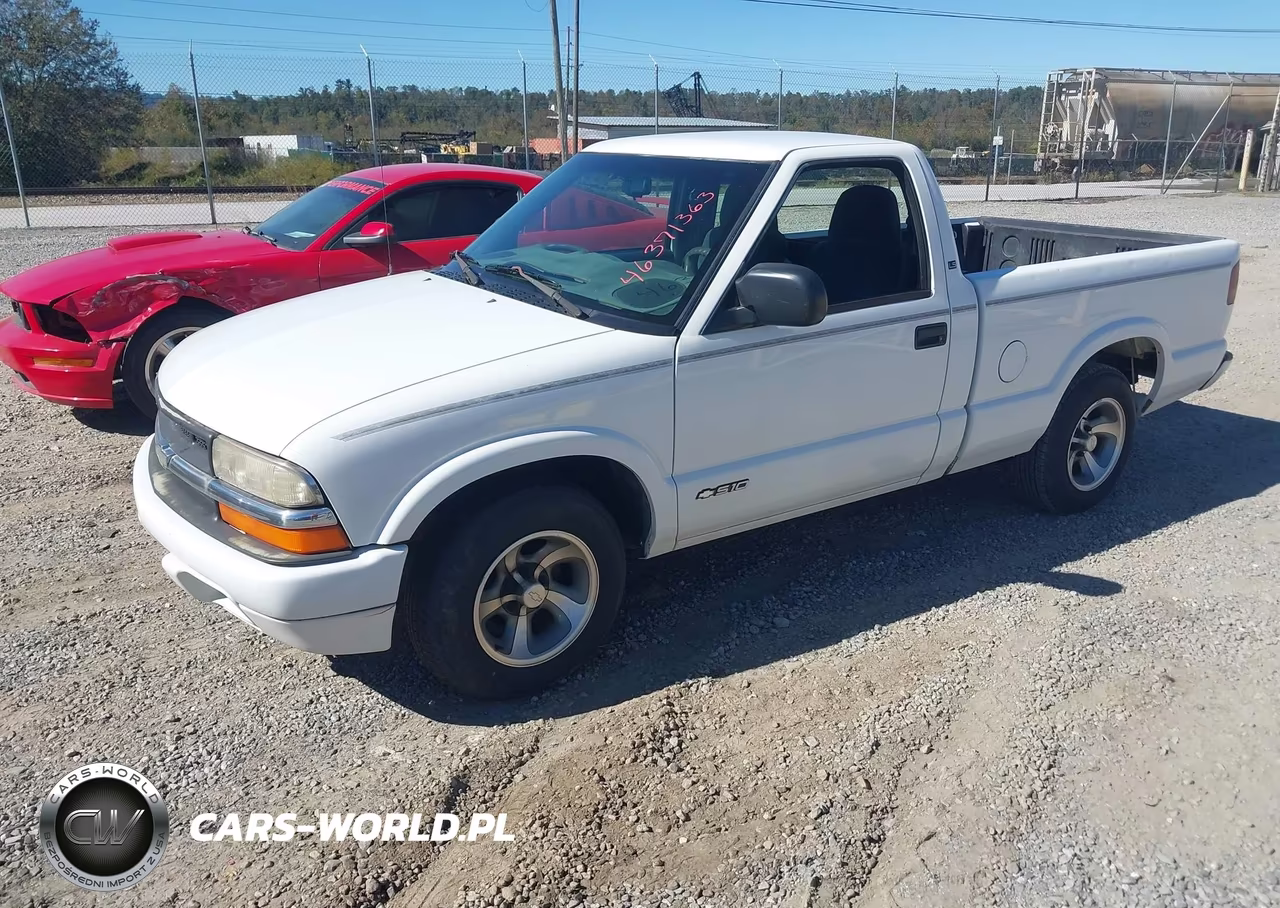 2000 Chevrolet S-10 VIN:1GCCS1447Y8158388 - 2