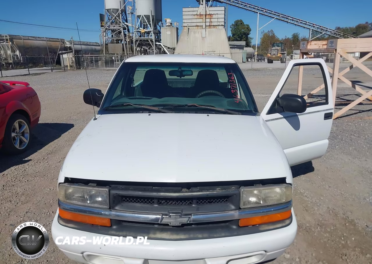 2000 Chevrolet S-10 VIN:1GCCS1447Y8158388 - 6