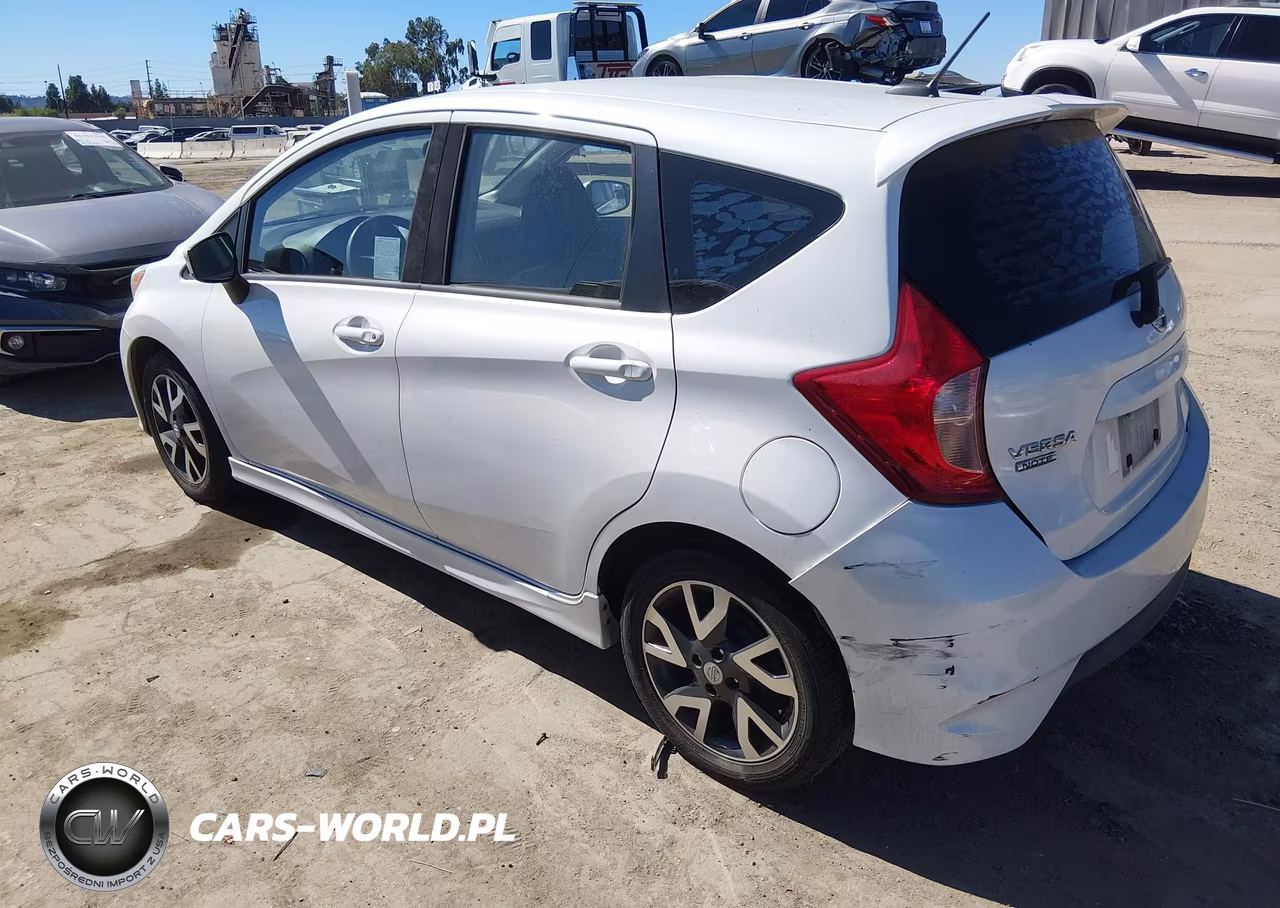 2016 Nissan Versa Note Sr VIN:3N1CE2CP4GL393701 - 3