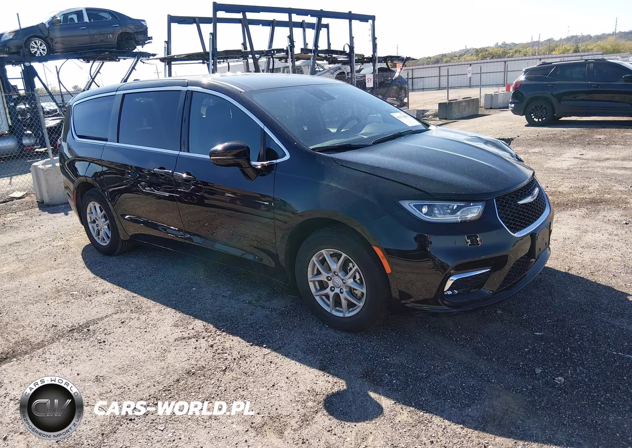 2026 Chrysler Pacifica Select